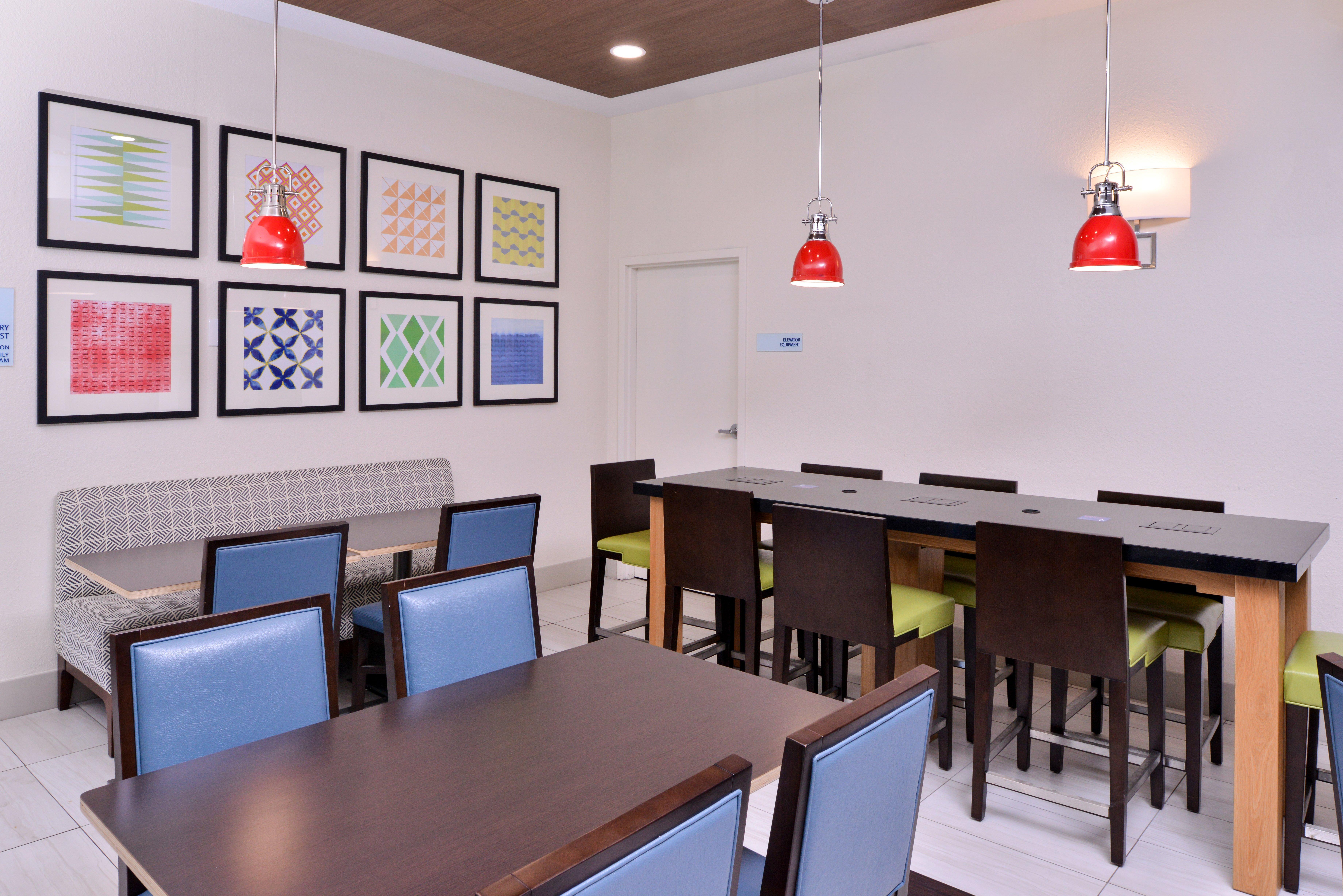 Holiday Inn Express Hotel & Suites Arcata/Eureka-Airport Area By Ihg McKinleyville Dış mekan fotoğraf