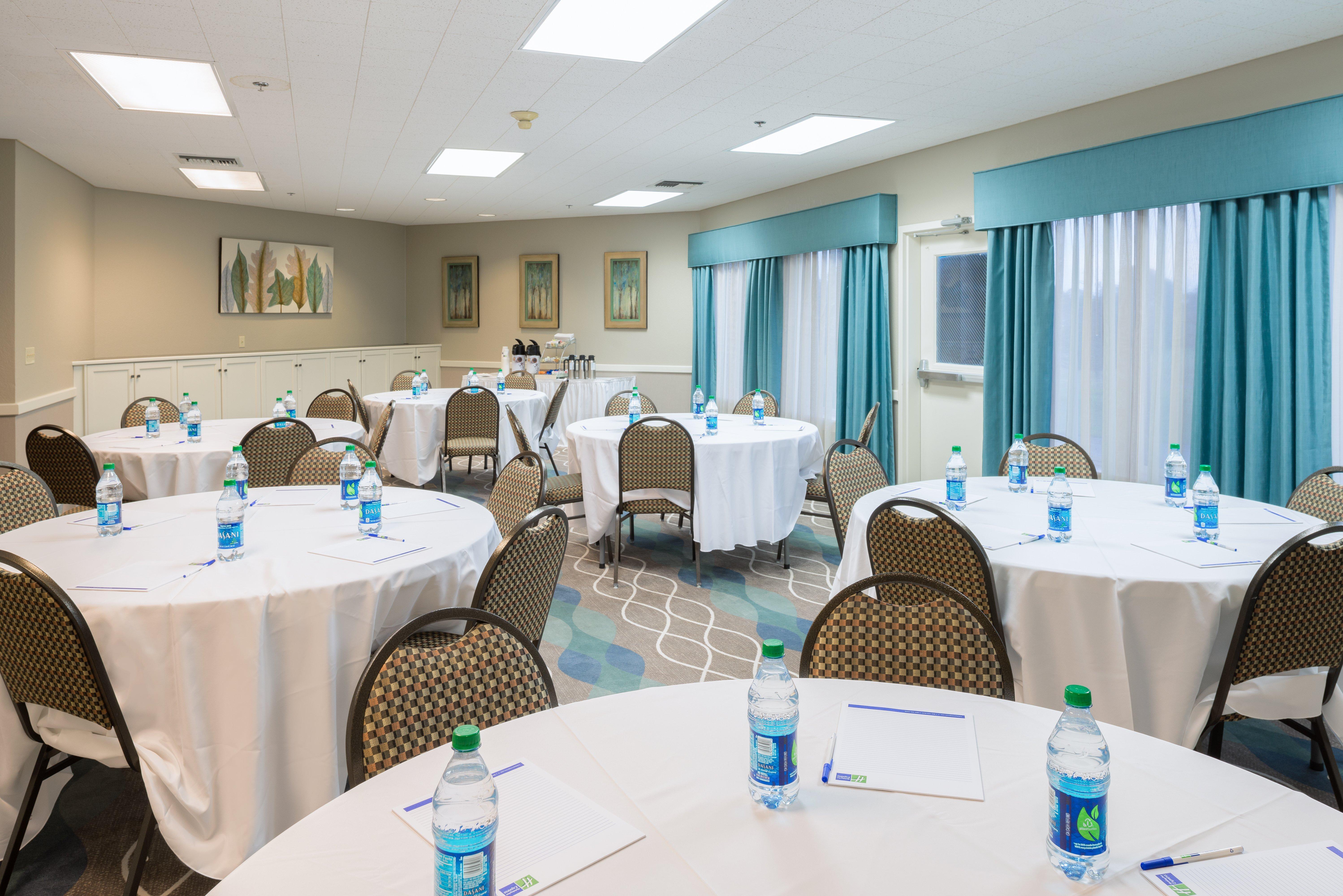 Holiday Inn Express Hotel & Suites Arcata/Eureka-Airport Area By Ihg McKinleyville Dış mekan fotoğraf