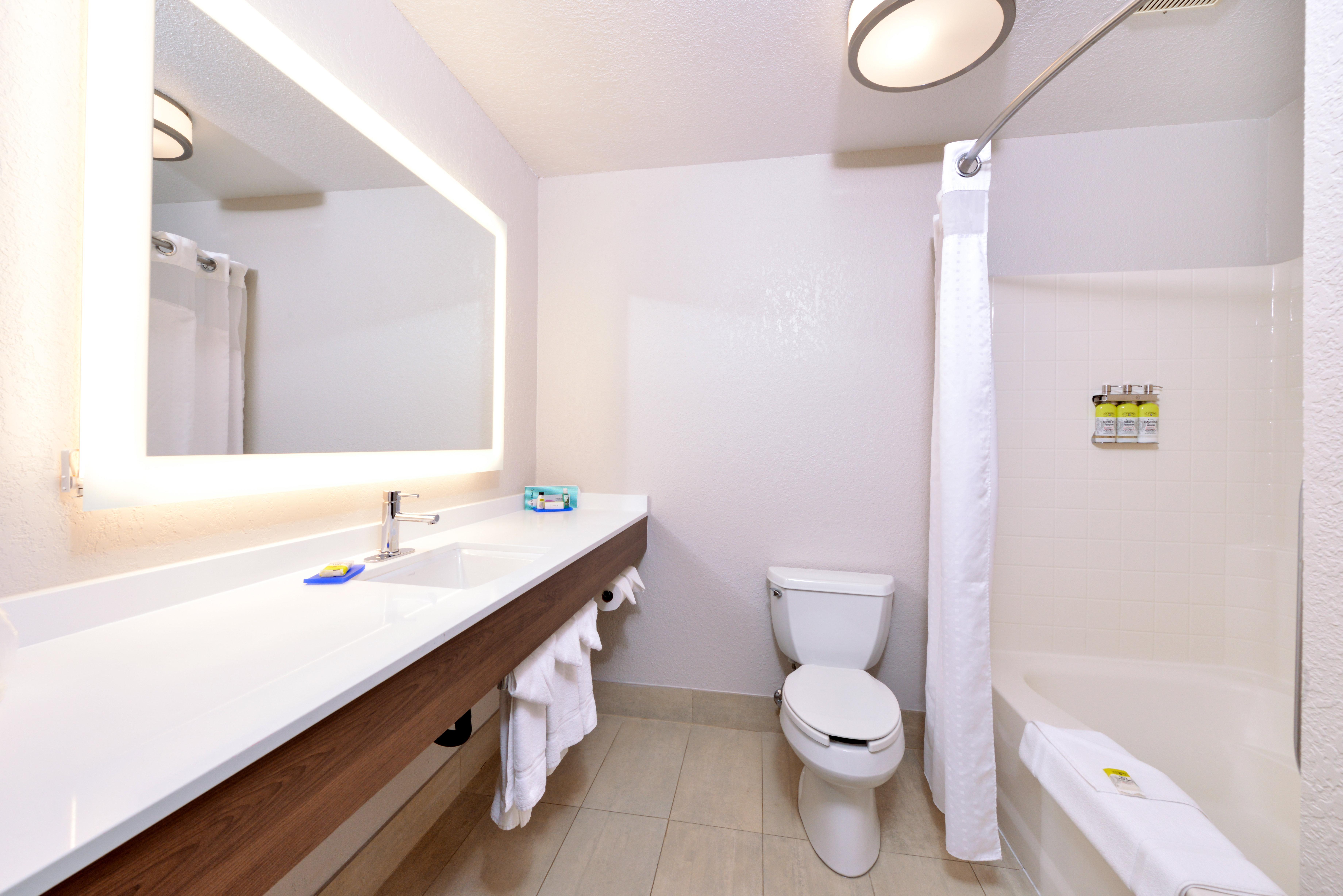 Holiday Inn Express Hotel & Suites Arcata/Eureka-Airport Area By Ihg McKinleyville Dış mekan fotoğraf
