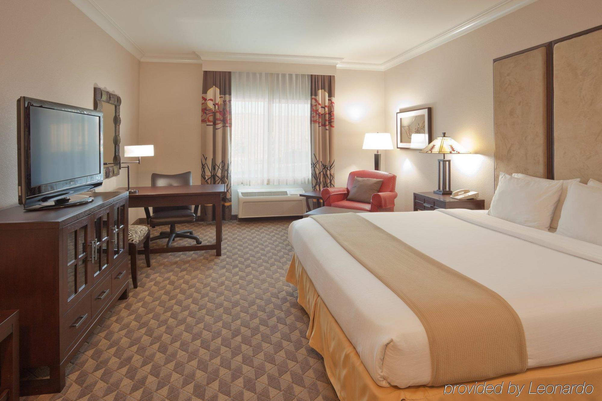 Holiday Inn Express Hotel & Suites Arcata/Eureka-Airport Area By Ihg McKinleyville Oda fotoğraf