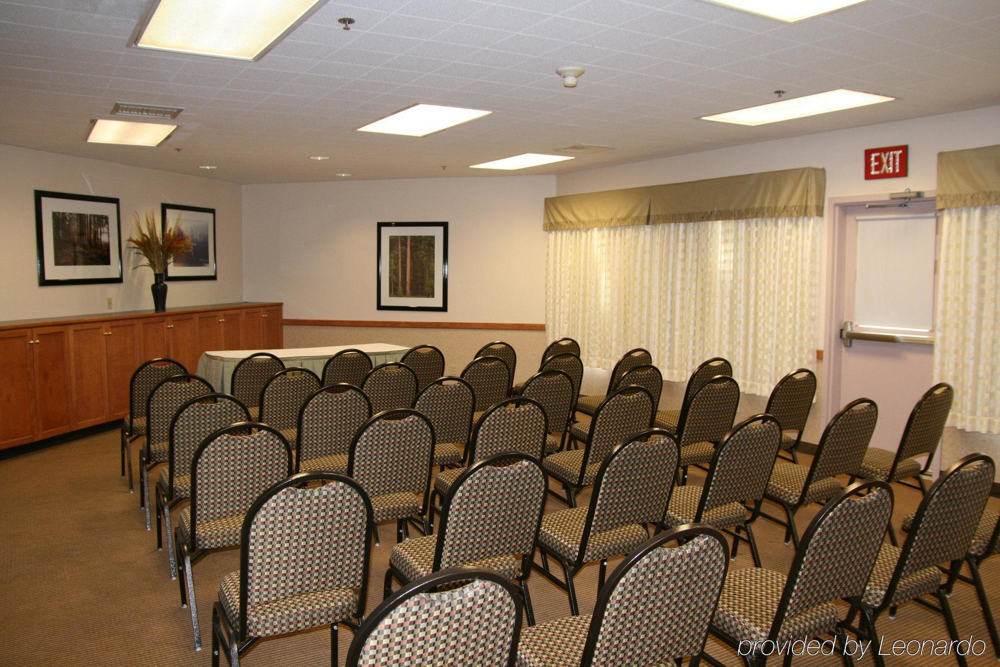 Holiday Inn Express Hotel & Suites Arcata/Eureka-Airport Area By Ihg McKinleyville Konforlar fotoğraf