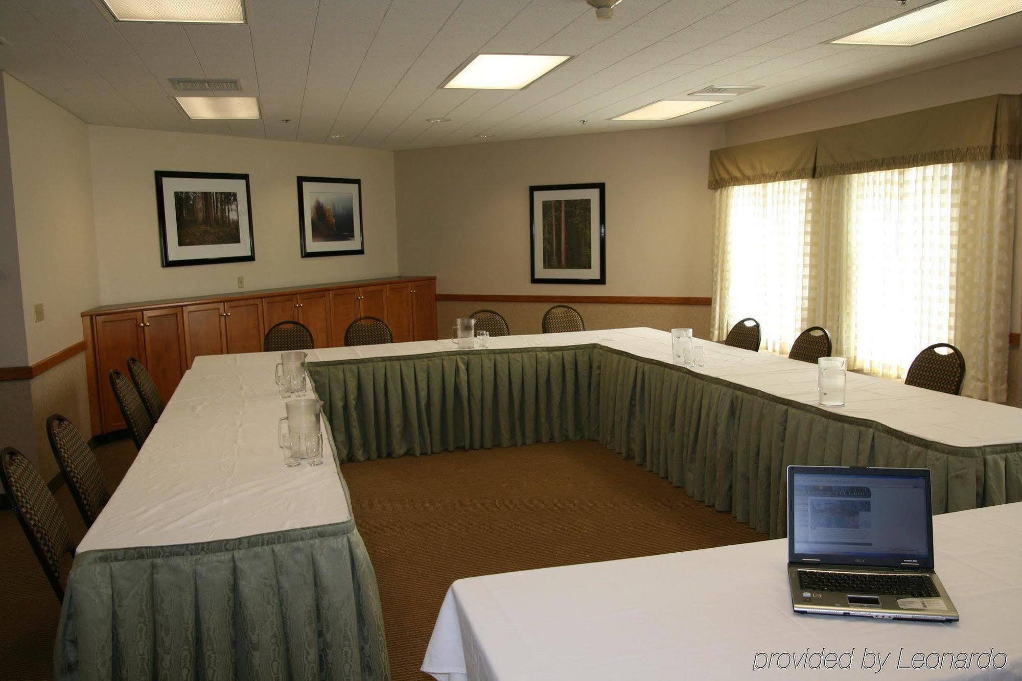 Holiday Inn Express Hotel & Suites Arcata/Eureka-Airport Area By Ihg McKinleyville Konforlar fotoğraf